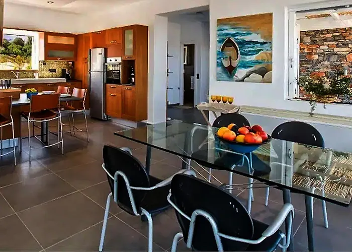 Beachfront Blue Sea Páros